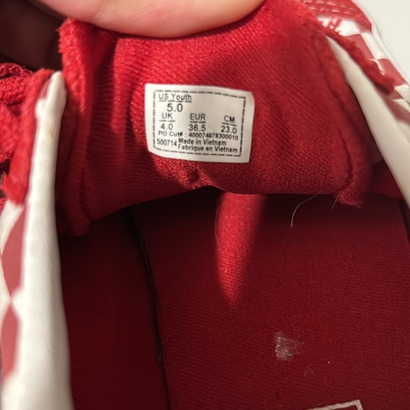 Vans checkerd white on red size 5 kids - Picture 4 of 5
